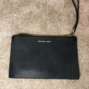 Michael Kors clutch black and gold classic see pictures